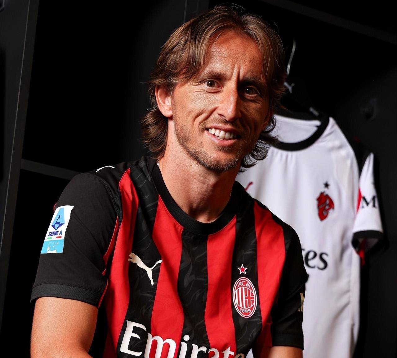 恩佐自曝：转会切尔西最后一天才敲定；23岁当爹改变人生