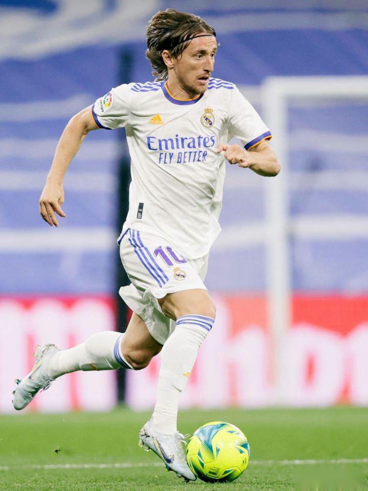 广岛三箭官方：主帅斯基伯将在赛季结束后离任